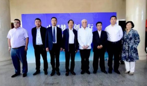 ce3cc551bd3f24afe2aff420bf3419fa.png 3.png